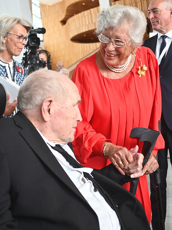 Princess Astrid Mrs Ferner talks with Commander Monrad August Mosberg during the Liberation Lunch. Photo: Sven Gj. Gjeruldsen, the Royal Court